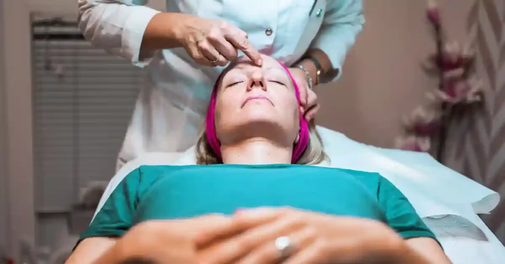 What to Expect from a Specialist Skin Care Appointment